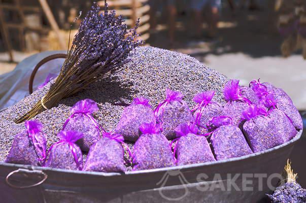 Gedroogde lavendel in organza zakjes