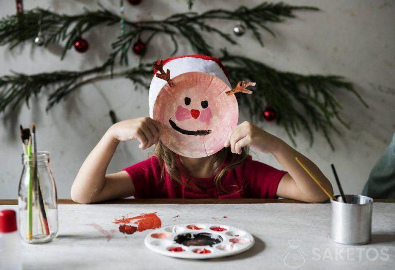 Je huis versieren voor Kerstmis is een kans om plezier te hebben met je kind!