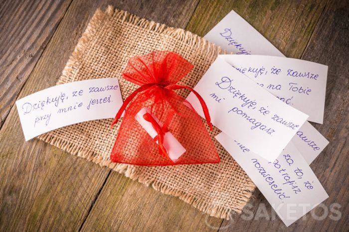 Een origineel cadeau voor grootmoeder- en grootvaderdag? Zakjes als seizoenshit! 5 Hoe cadeaus verpakken