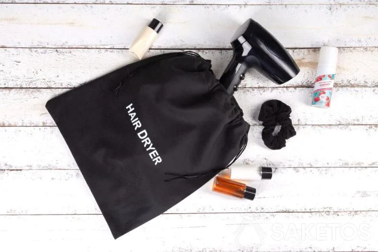 15% lagere schoonmaakkosten bij Radisson Resort Kołobrzeg dankzij de zakken van Saketos 5 Zak voor het hotel - fluwelen zak voor de föhn