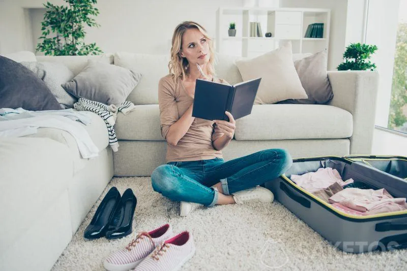 Efficiënte methoden voor een ordelijke schikking van de handbagage 6 5.Hoe pas je dingen in een handkoffer