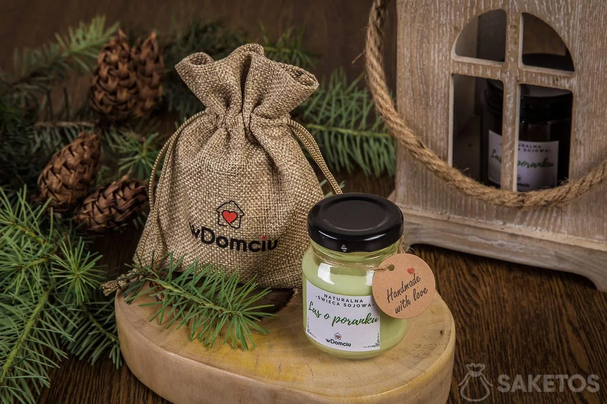 Jute zakje met logo voor sojakaarsen