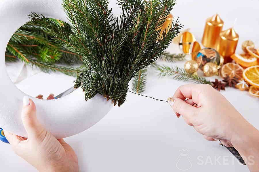 Hoe decoreer je een kandelaar voor op tafel? 13 Handgemaakte Adventskandelaars