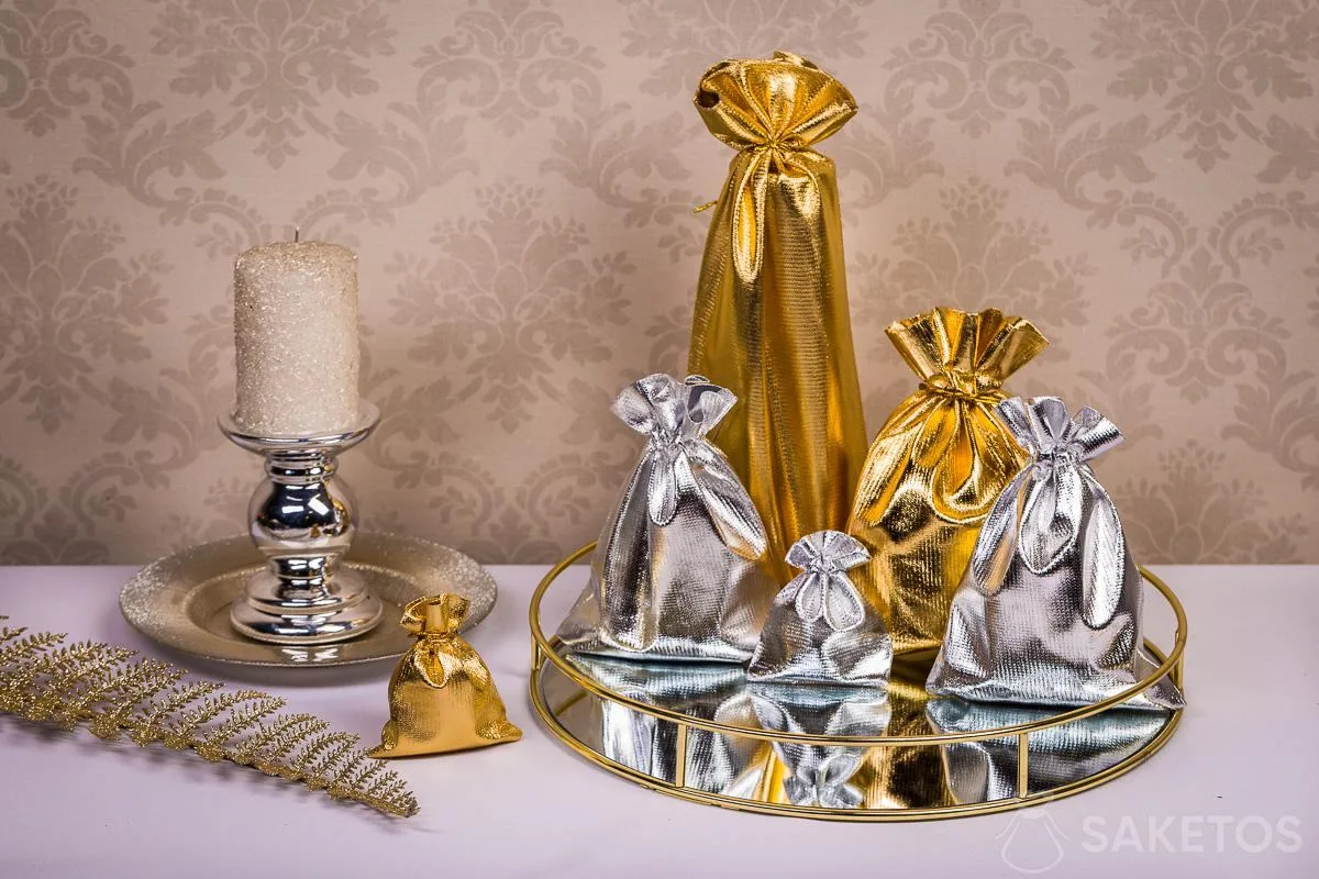 Metallic zakjes voor geurkaarsen in glamourstijl