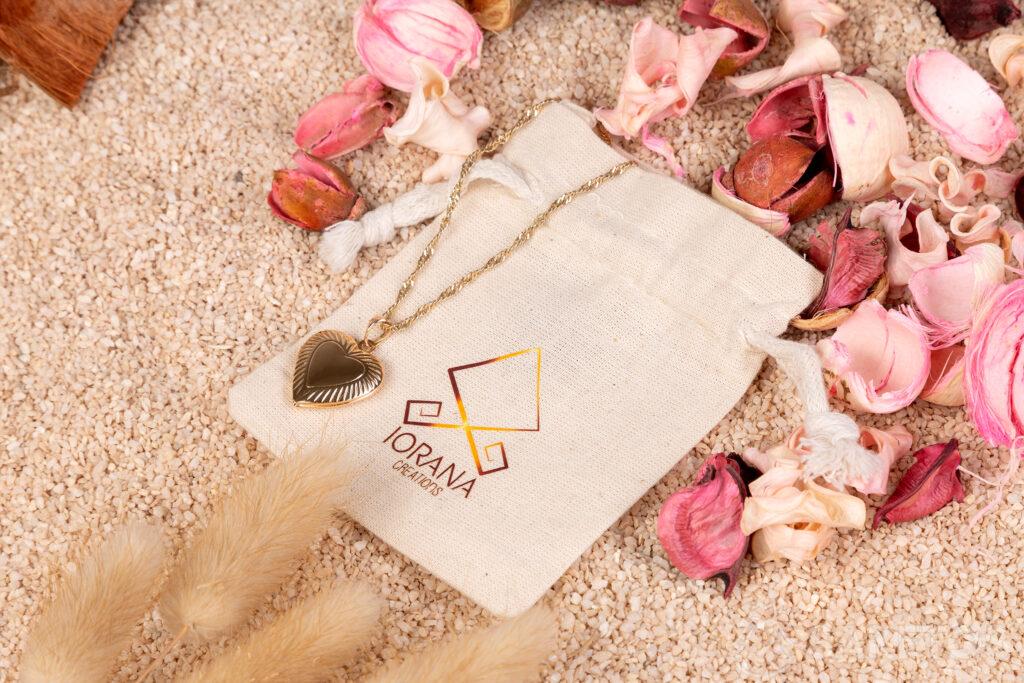 Valentijnsverpakkingen voor sieraden - laat uw merk opvallen en betover uw klanten 8 Gepersonaliseerde zakjes voor sieraden