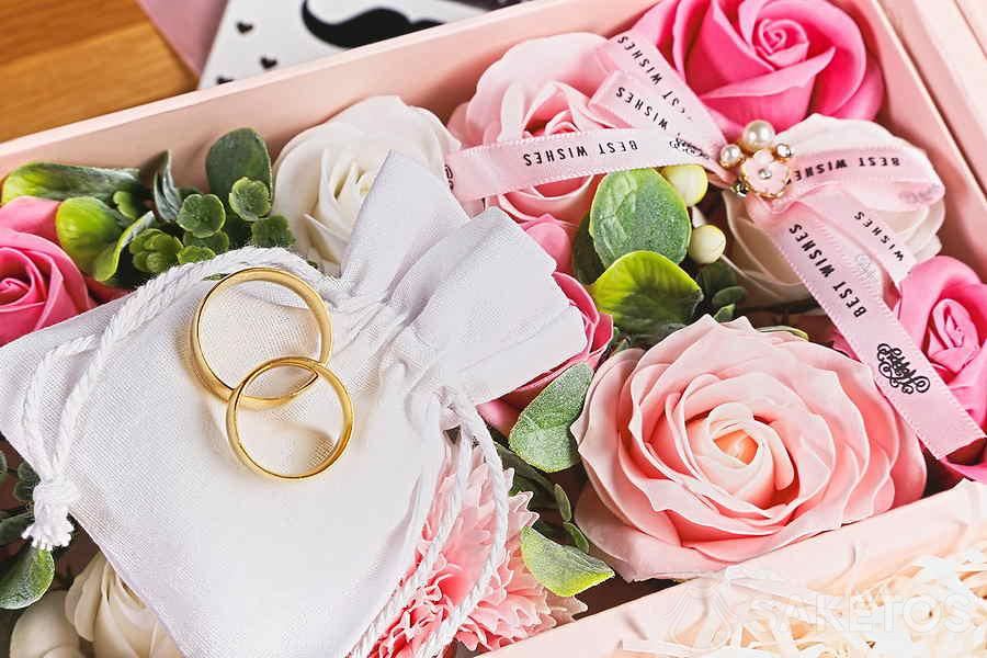 Katoenen zakje voor trouwringen