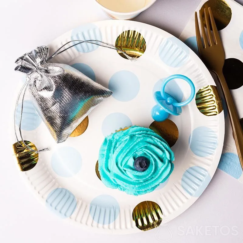 Zilveren zakjes voor wat u maar wilt - de hit van het seizoen 5 Zilveren zakjes voor tafeldecoratie