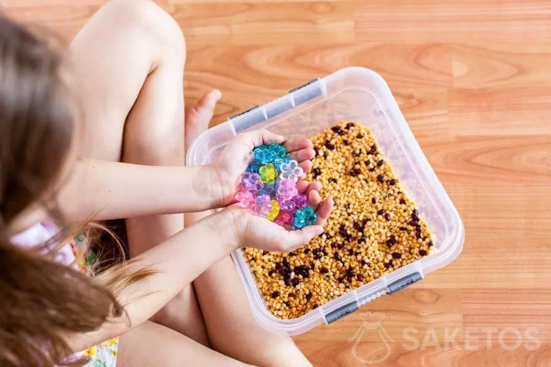 DIY sensorische voelzakjes - hoe naai ik ze? Waarmee vul ik ze op? Voelzakjes als speelgoed voor kinderen 5 Sensorische spelletjes voor kinderen